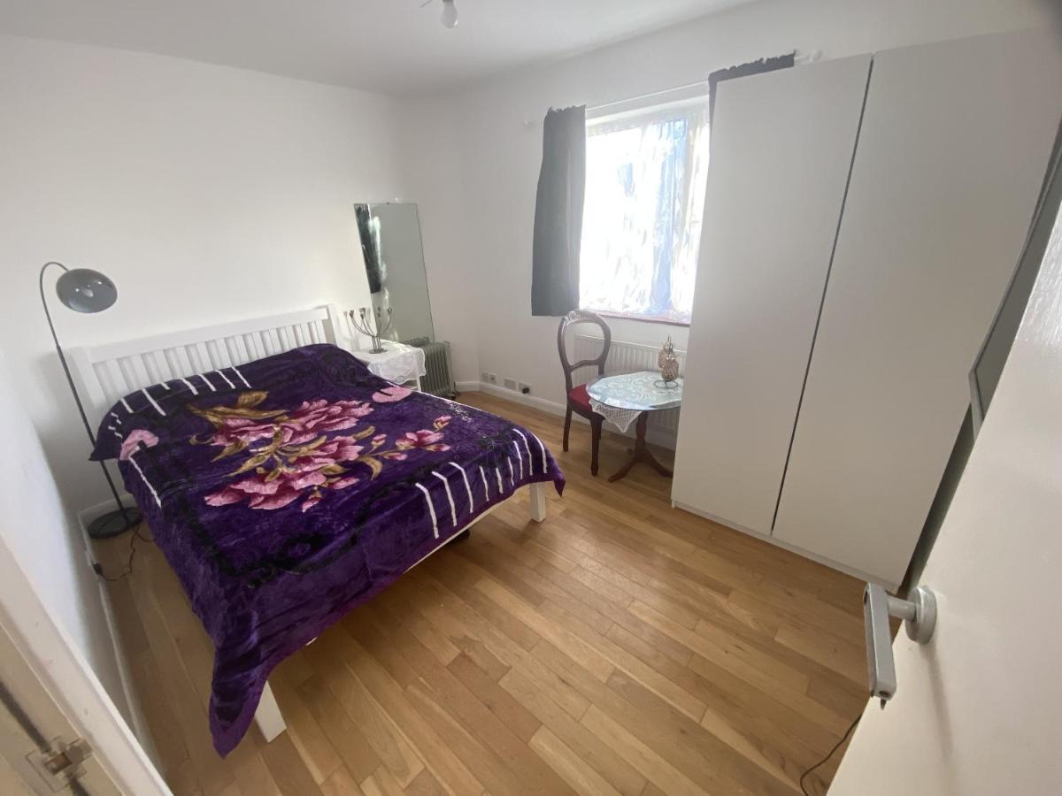 Art Double Bed Room エッジウェア エクステリア 写真